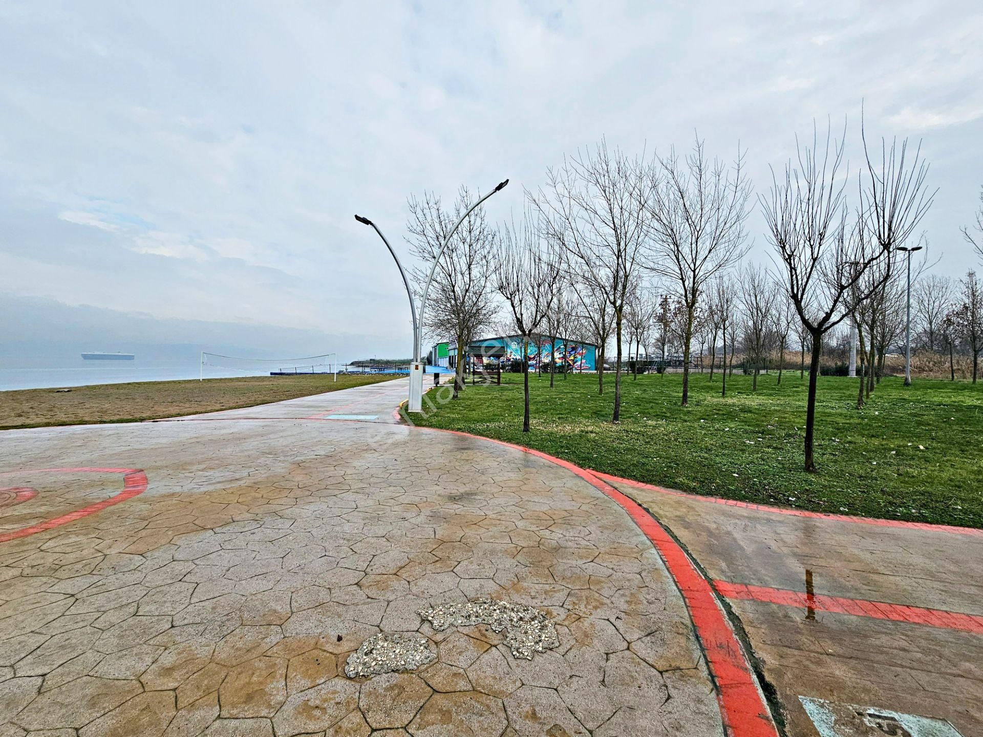 Başiskele Yeniköy Karşıyaka Mah.'de Kiralık Lüks 1+1 Daire/ofis - Görsel 21