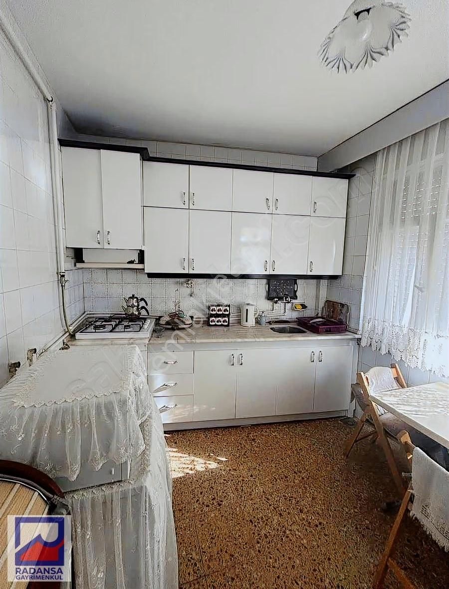 Merkezi Konumda Eşyalı Kiralık 3+1 - Görsel 8