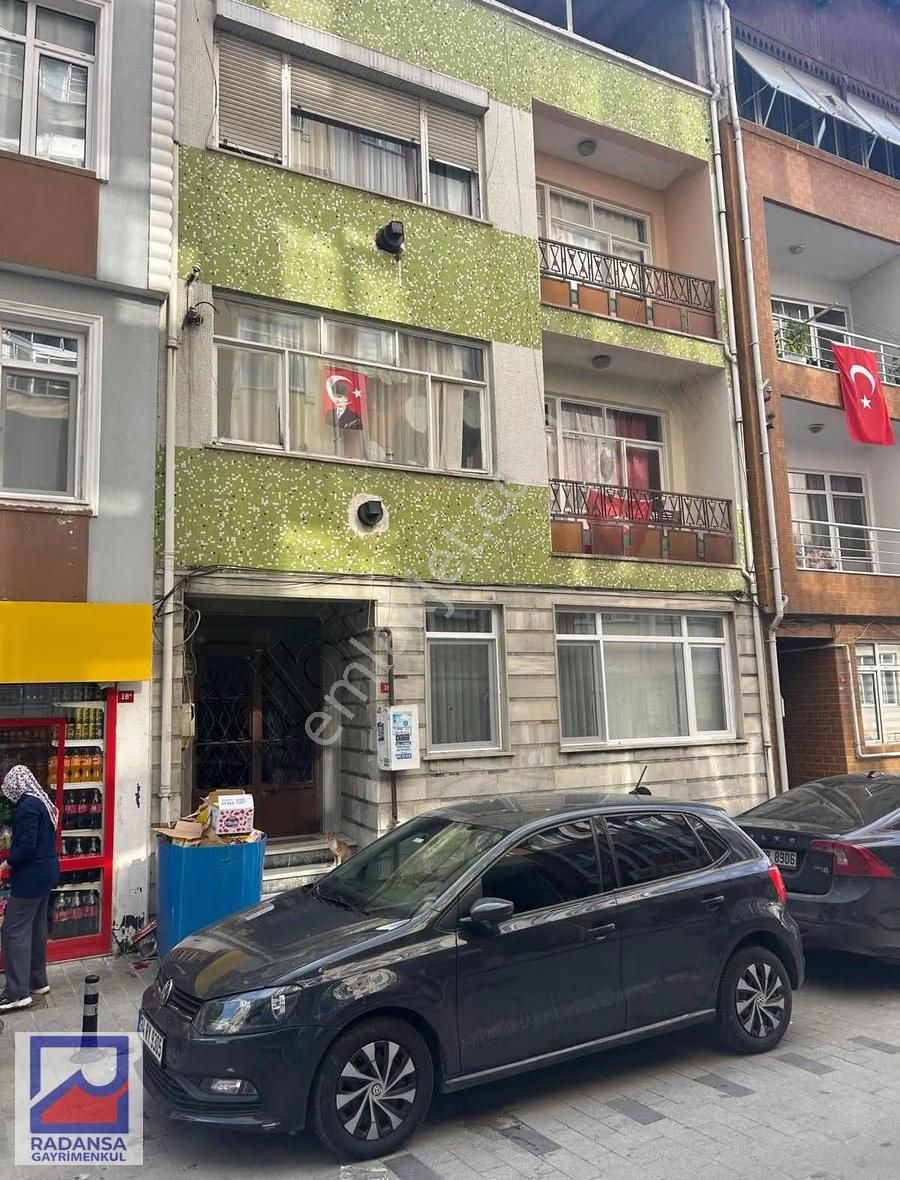 Merkezi Konumda Eşyalı Kiralık 3+1 - Görsel 2