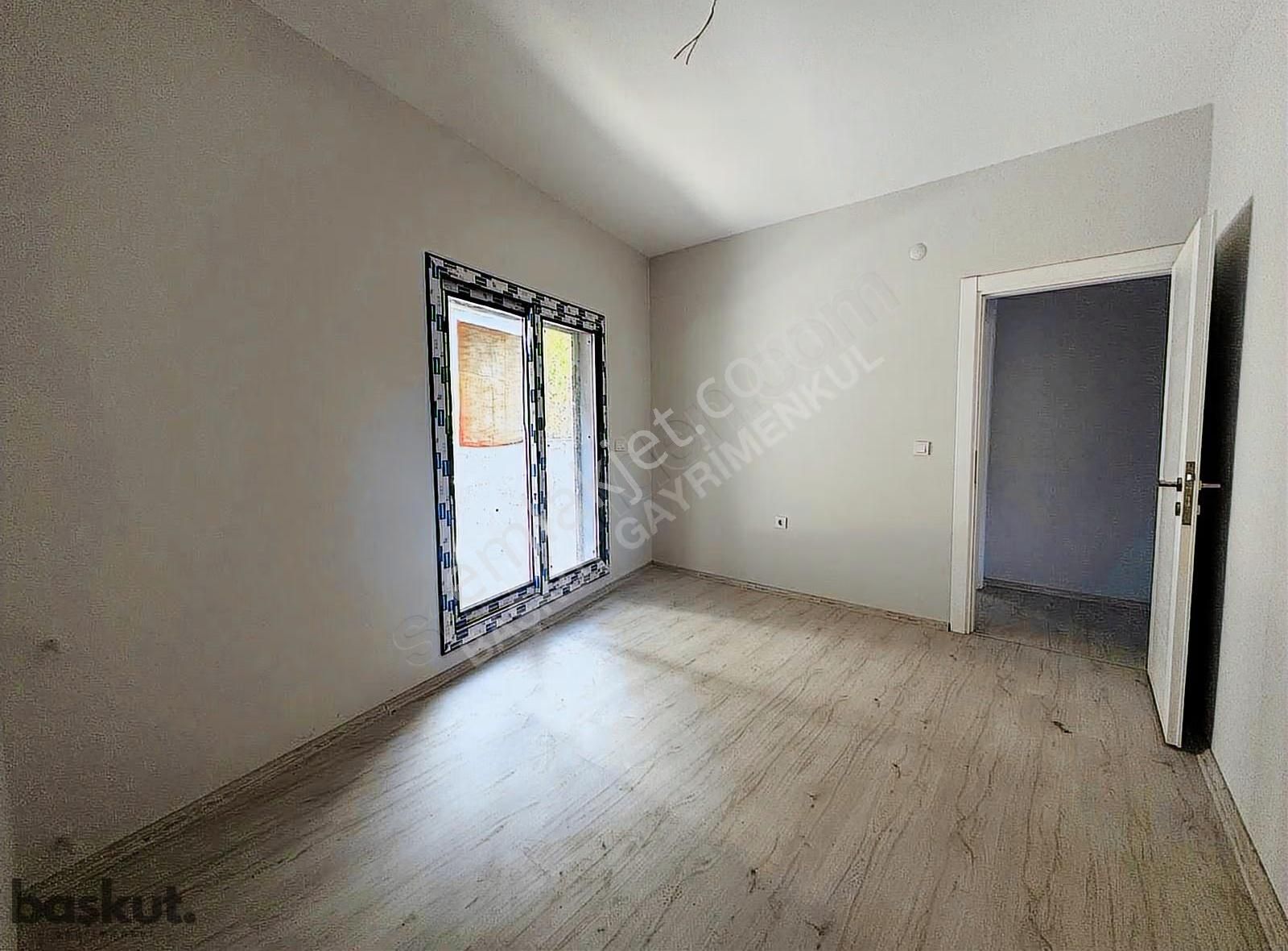 Başkut Emlak'tan Bornova Erzene'de 2+1 Kiralık Daire - Görsel 4