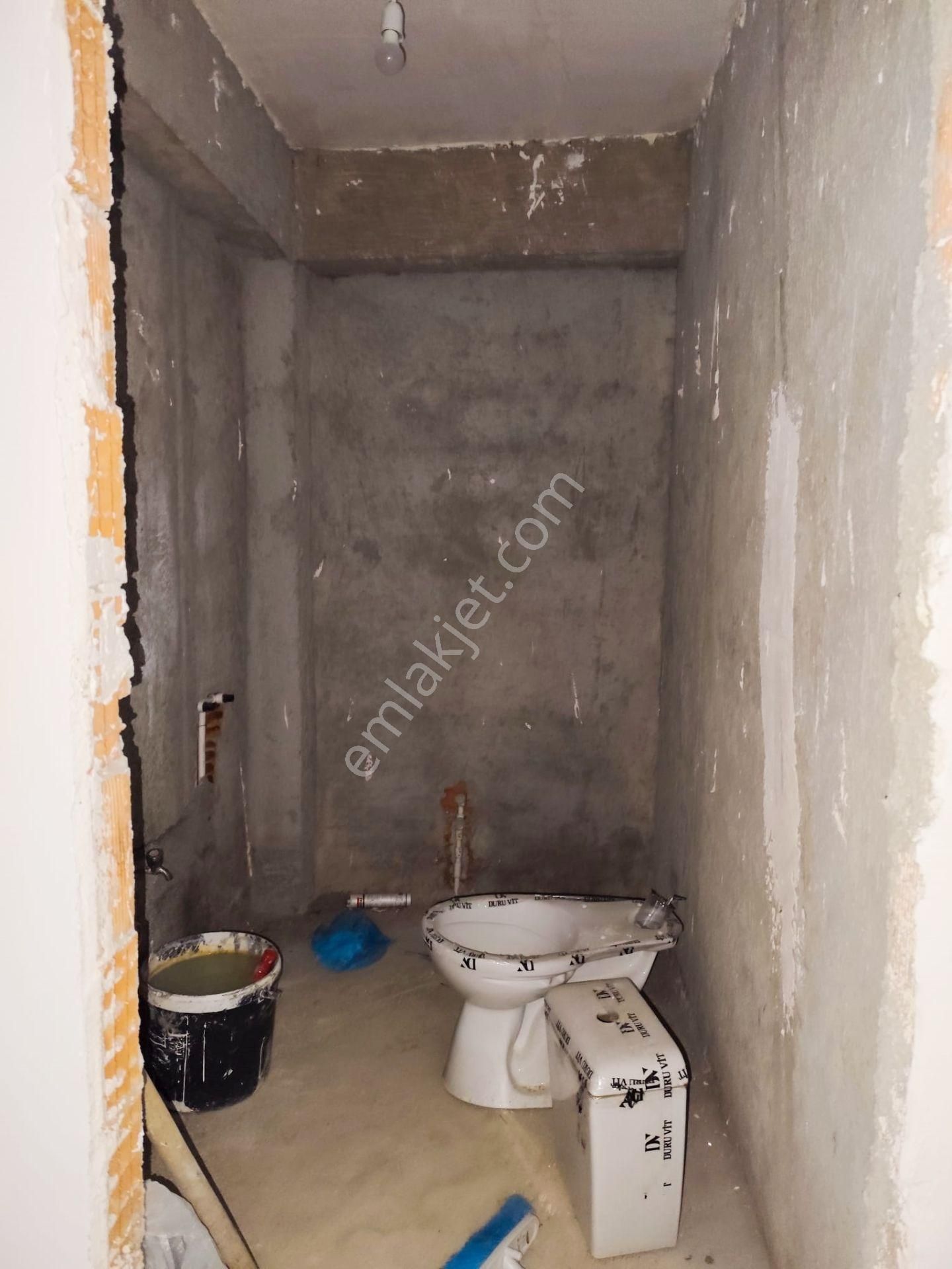 Mertcan Dan Adnan Kahveci Metroya Yürüme 100m2 Sıfır Dükkan - Görsel 10