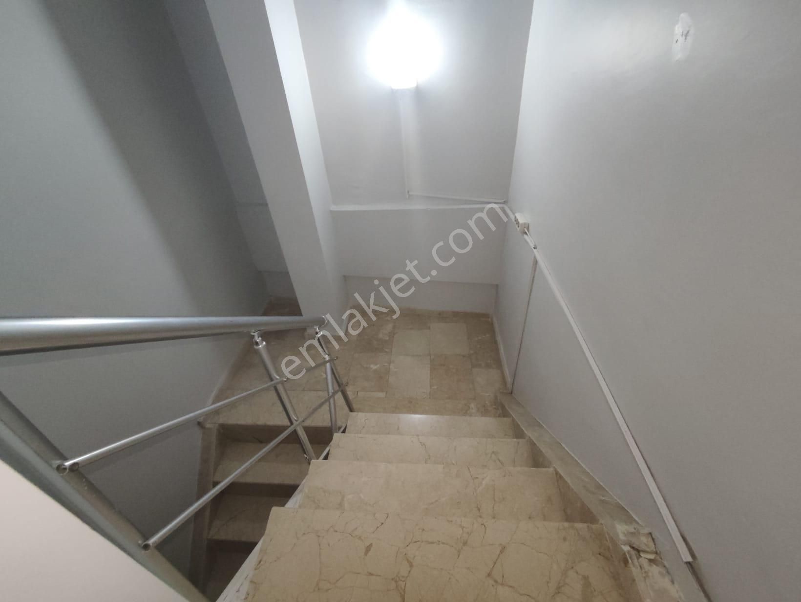 Yılmaz Gayrimenkulden Kacırılmayacak 7 Yıllık Ters Dubleks 4+1 Fırsat Dairesi - Görsel 24