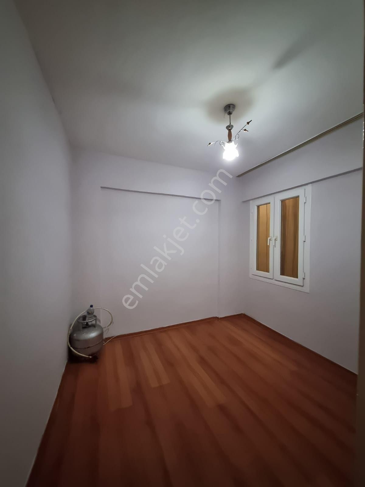 Cumhuriyet Mahallesi Hürriyet Caddesi Üzerinde Satılık 3+1 Daire - Görsel 11