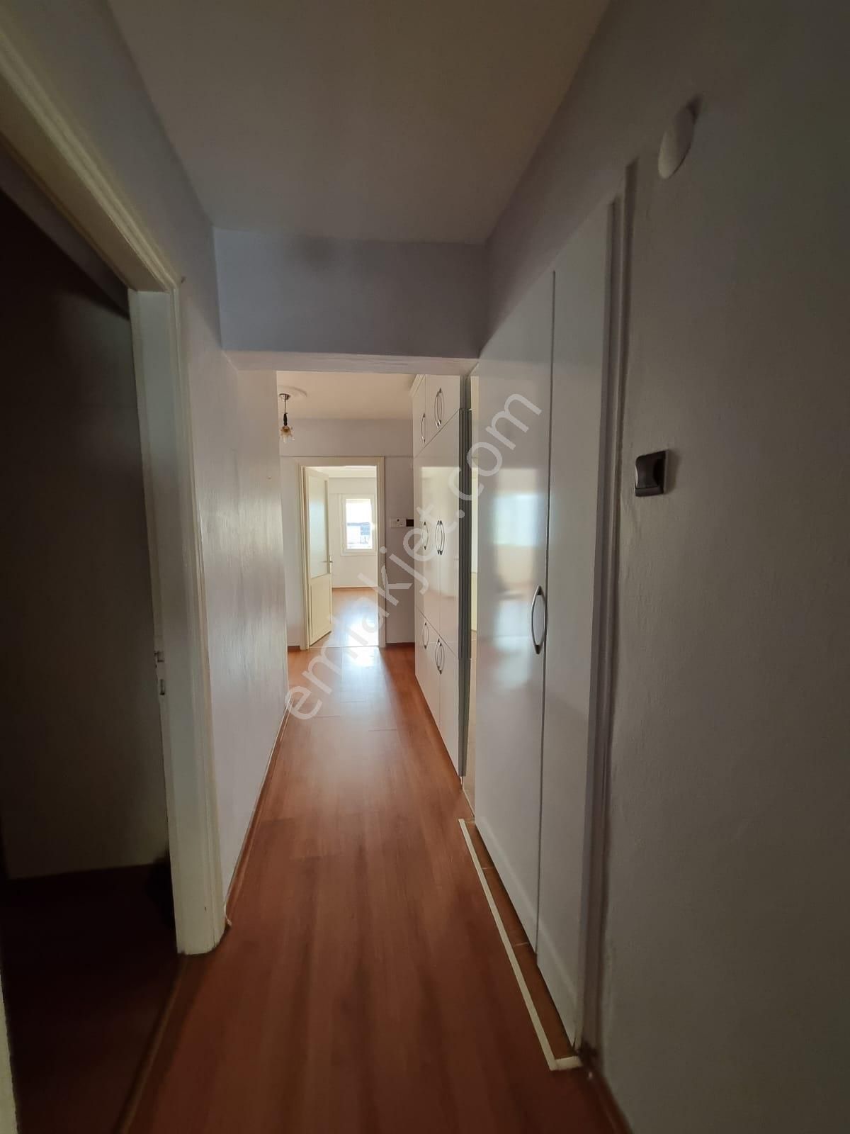 Cumhuriyet Mahallesi Hürriyet Caddesi Üzerinde Satılık 3+1 Daire - Görsel 12