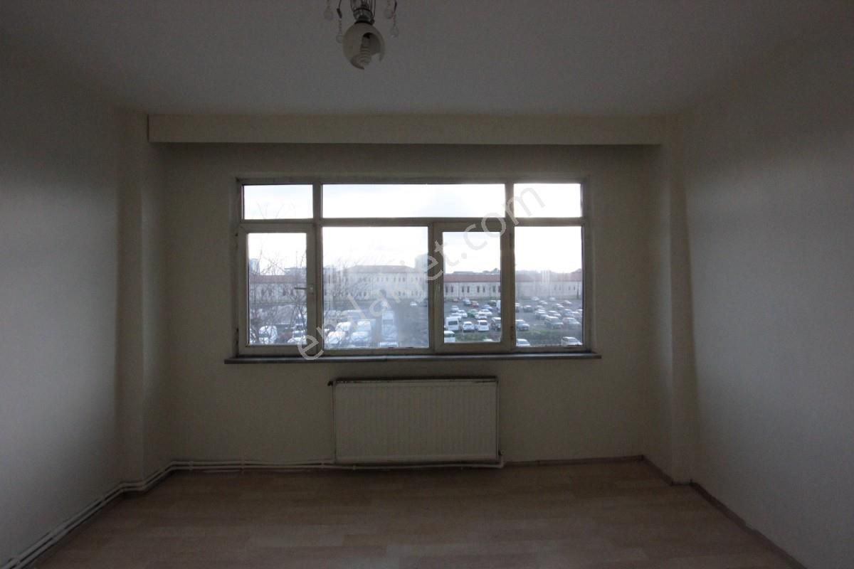 Rami Cadde Üzerinde 2+1 Kiralık Daire - Görsel 13