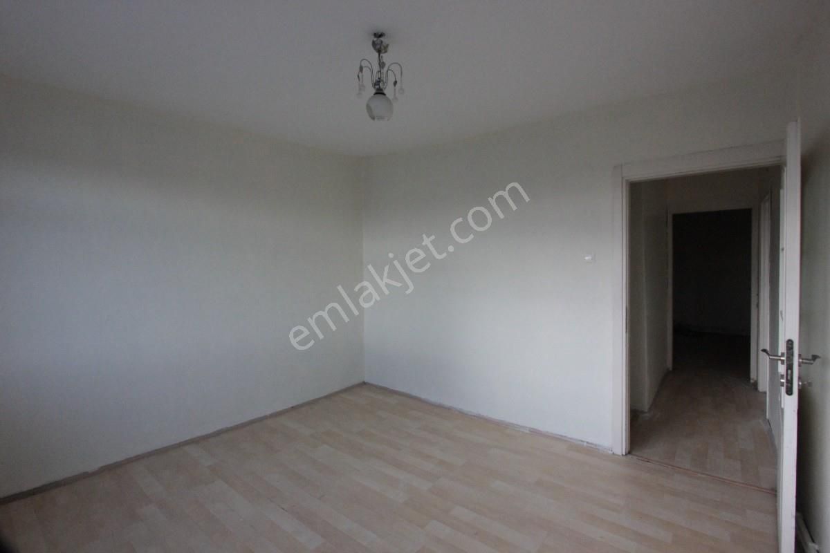 Rami Cadde Üzerinde 2+1 Kiralık Daire - Görsel 18