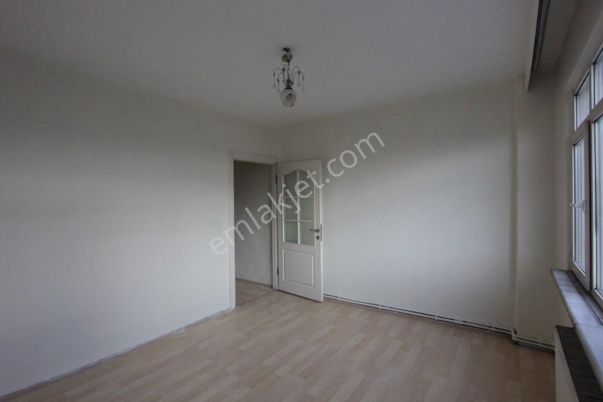 Rami Cadde Üzerinde 2+1 Kiralık Daire - Görsel 16