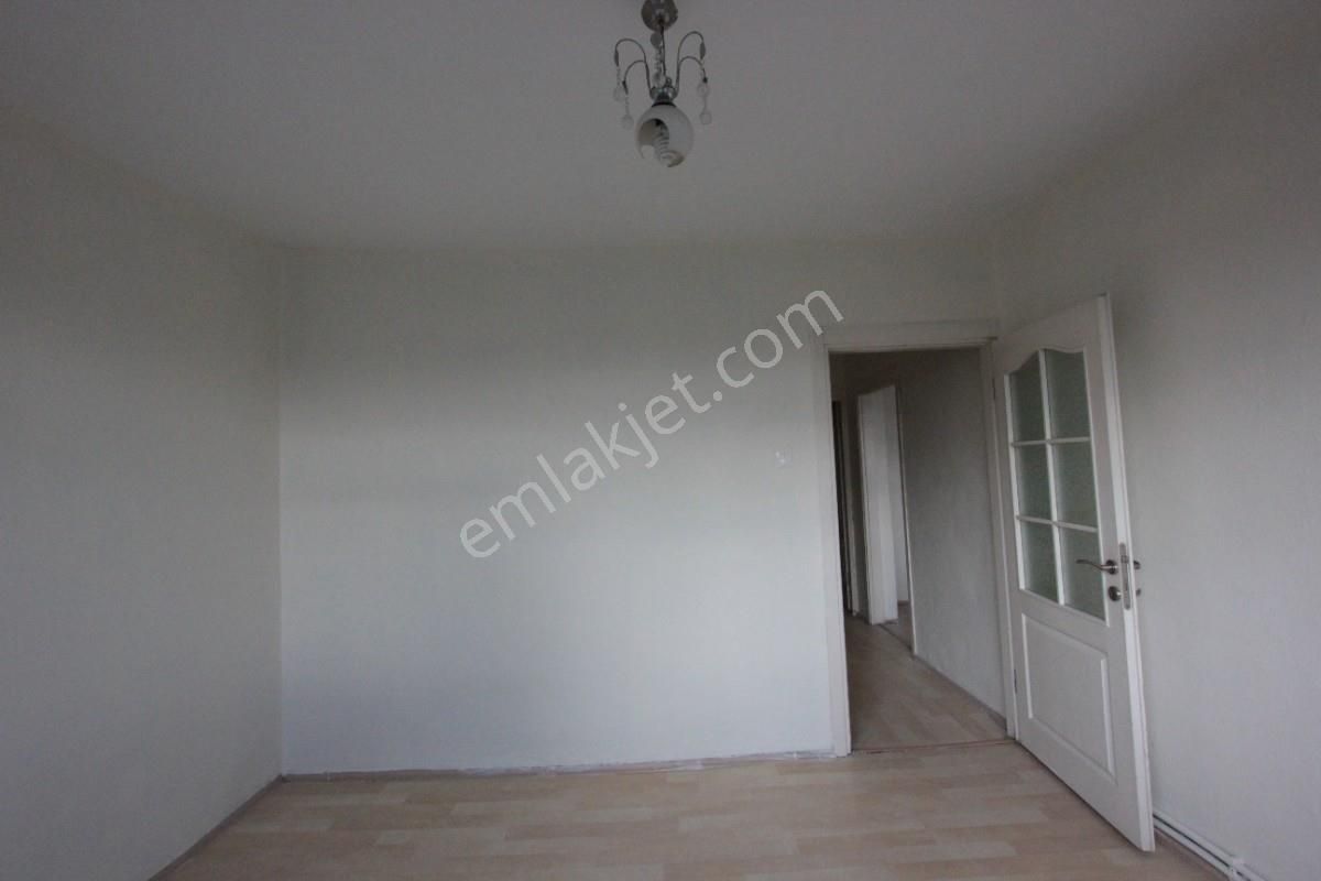 Rami Cadde Üzerinde 2+1 Kiralık Daire - Görsel 17