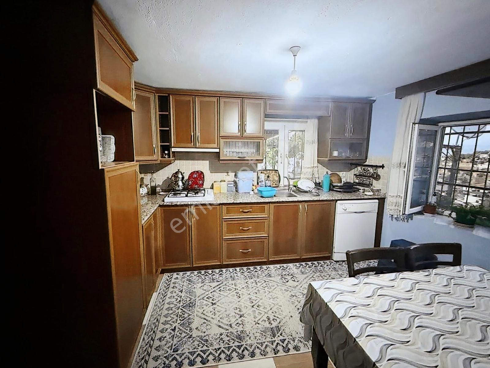 İzmir Torbalı Gold Emlaktan Tirede Satılık Mustakil Bahçeli Ev - Görsel 12