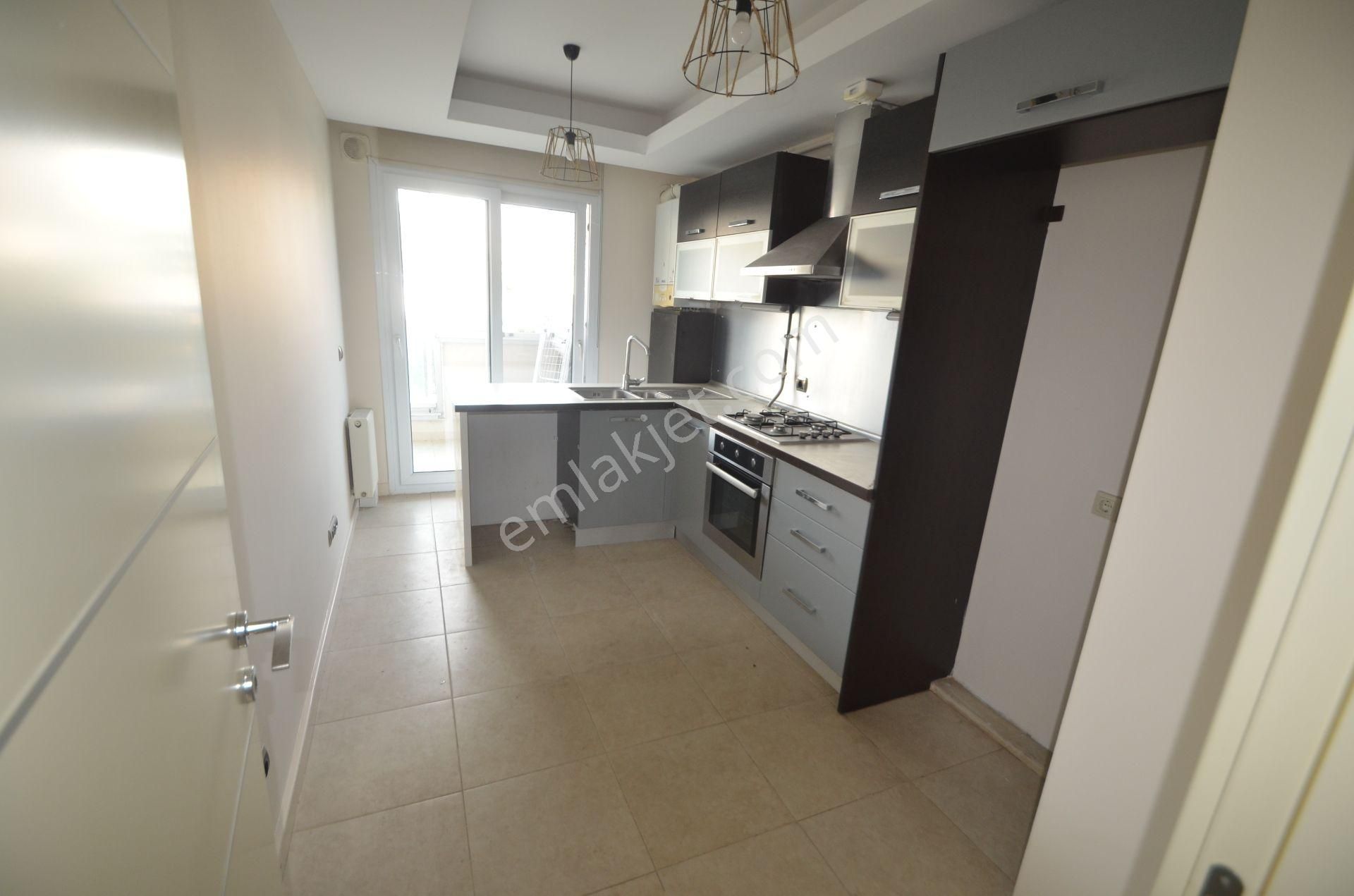 Emlakkonut Mavişehir Evlerinde Kiralık Büyük Tip 2+1 Daire - Görsel 2