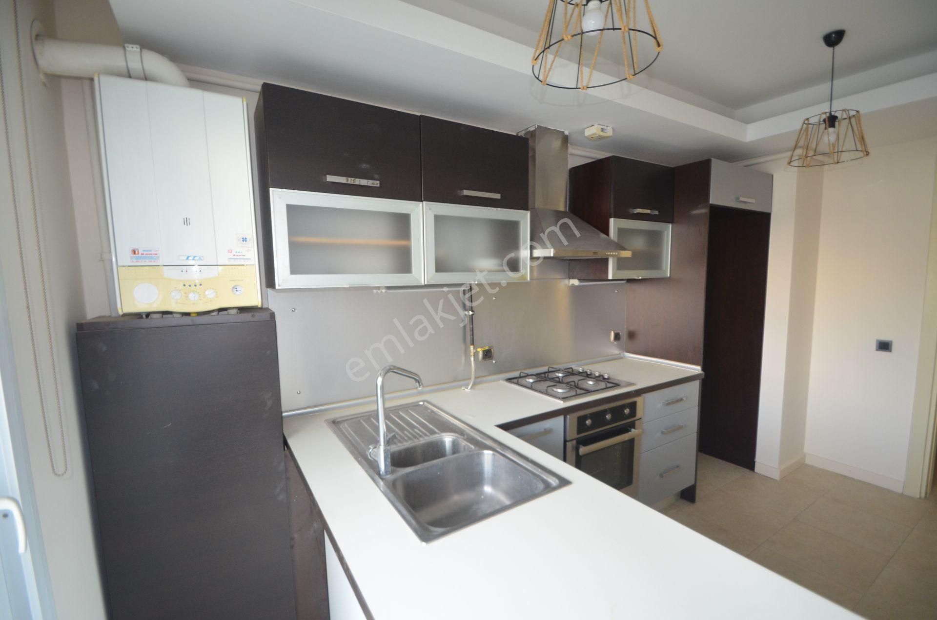 Emlakkonut Mavişehir Evlerinde Kiralık Büyük Tip 2+1 Daire - Görsel 5
