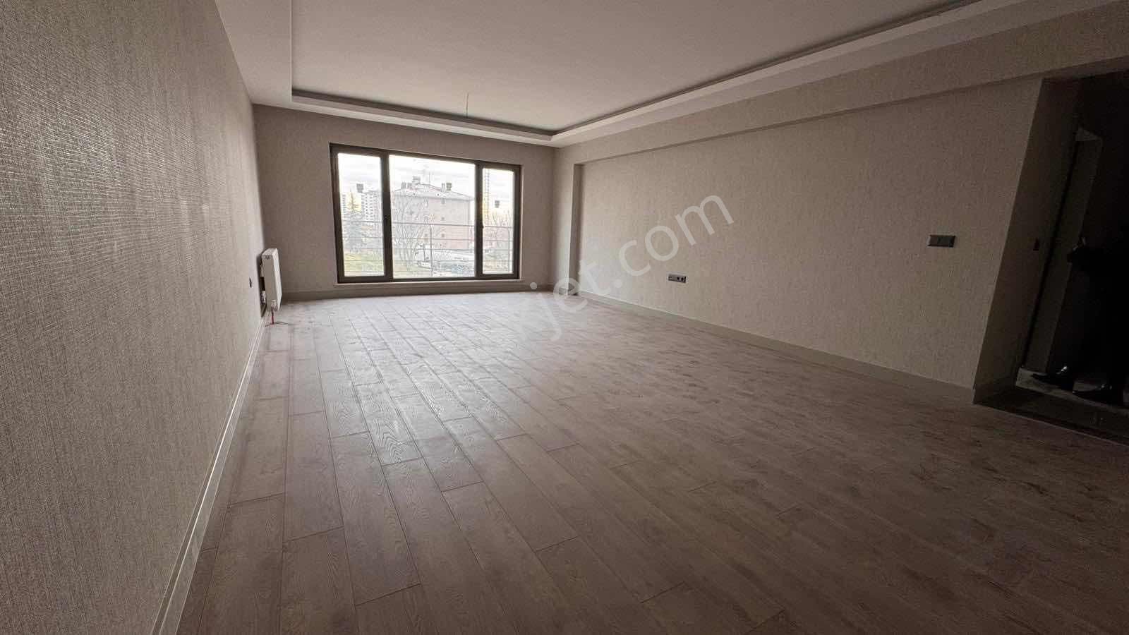 Çakırlarda Prestijli Ozan Koru Sitesinde Satılık 4+1 Daire - Görsel 11