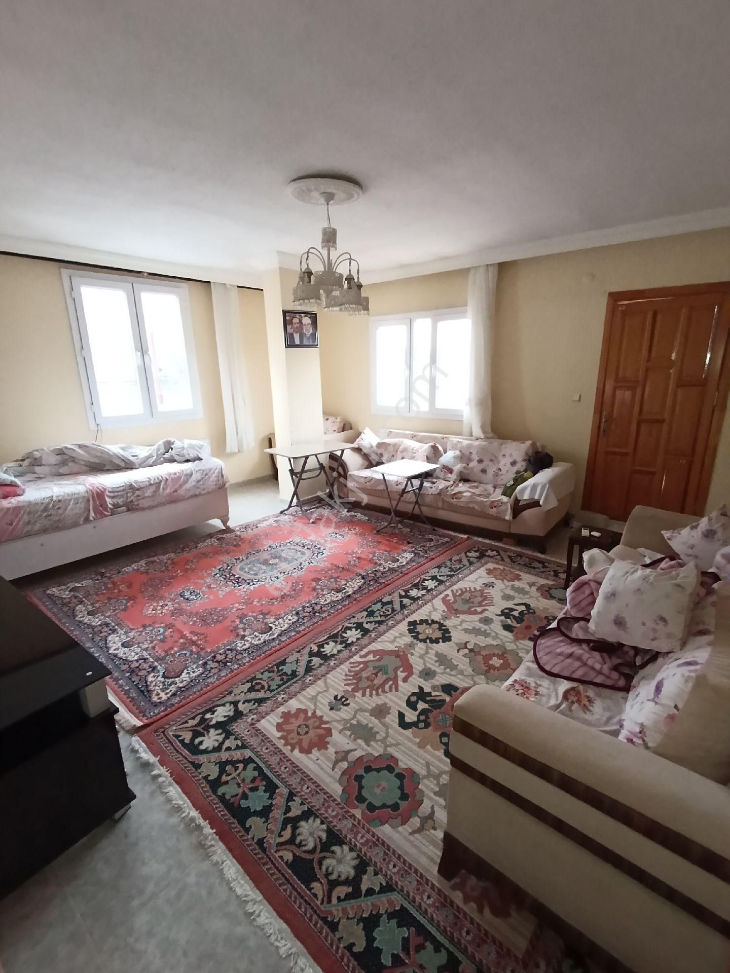 Demirhan'dan Yüreğir Selahattin Eyyubi'de Satılık 3 Katlı Ev - Görsel 2