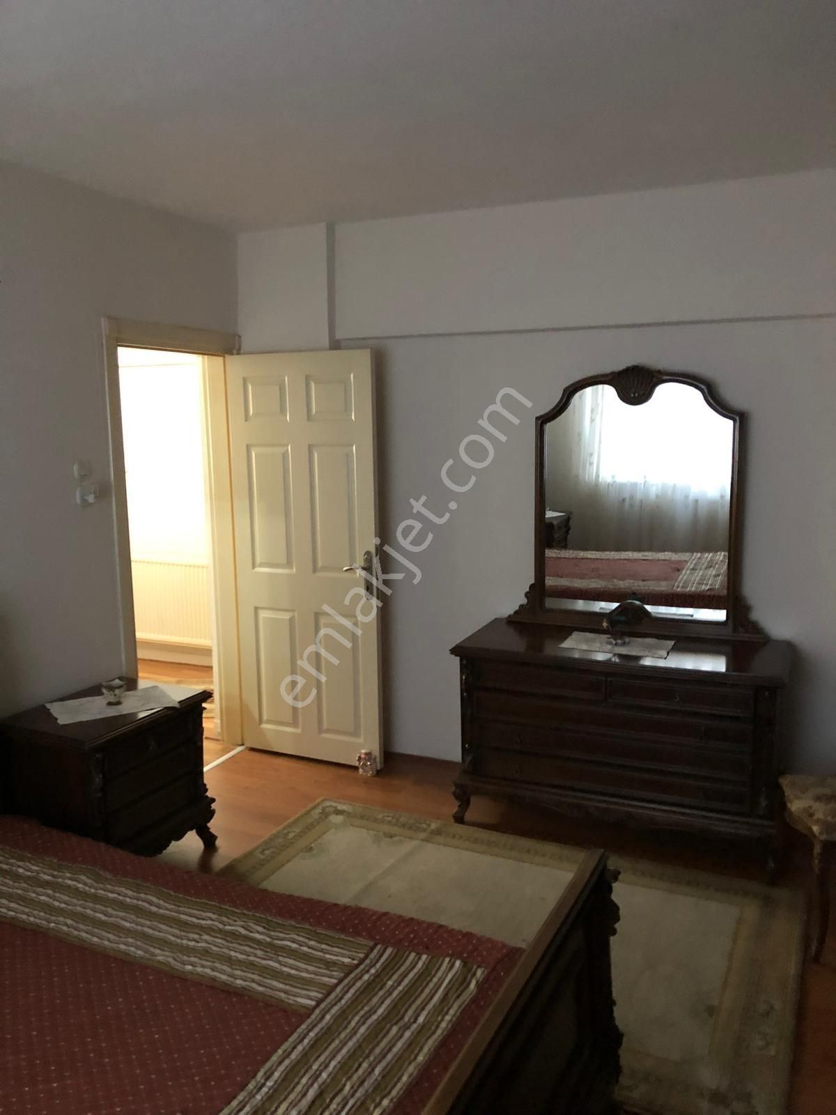 Kariyer'den Osmaniye Mah Cadde Üzeri 2+1 90 M² Eşyalı Kiralık - Görsel 6