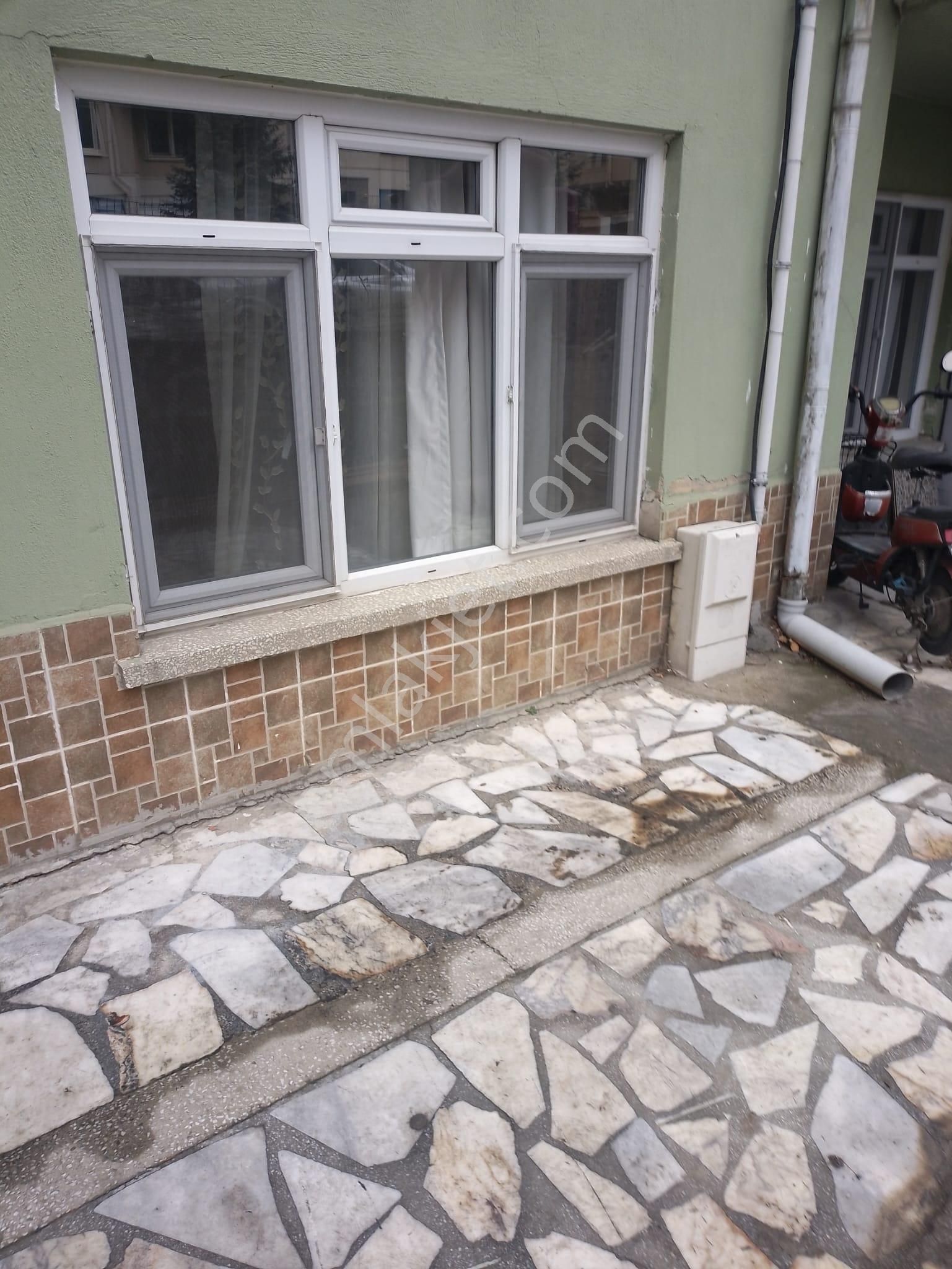 Afyon Merkez Dumlupınar Mahallesi – Cadde Üzeri Afjetli Satılık Bahçe Katı Daire - Görsel 4