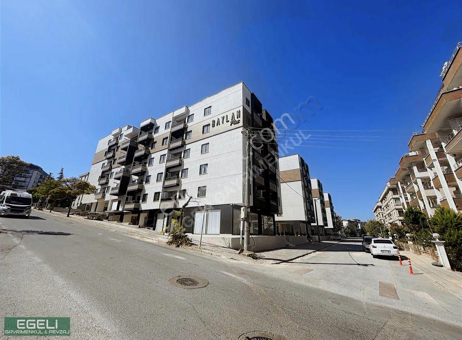Egeli'den Baylan Plus'ta Sıfır Eşyalı Satılık 1+1 Daire - Görsel 7