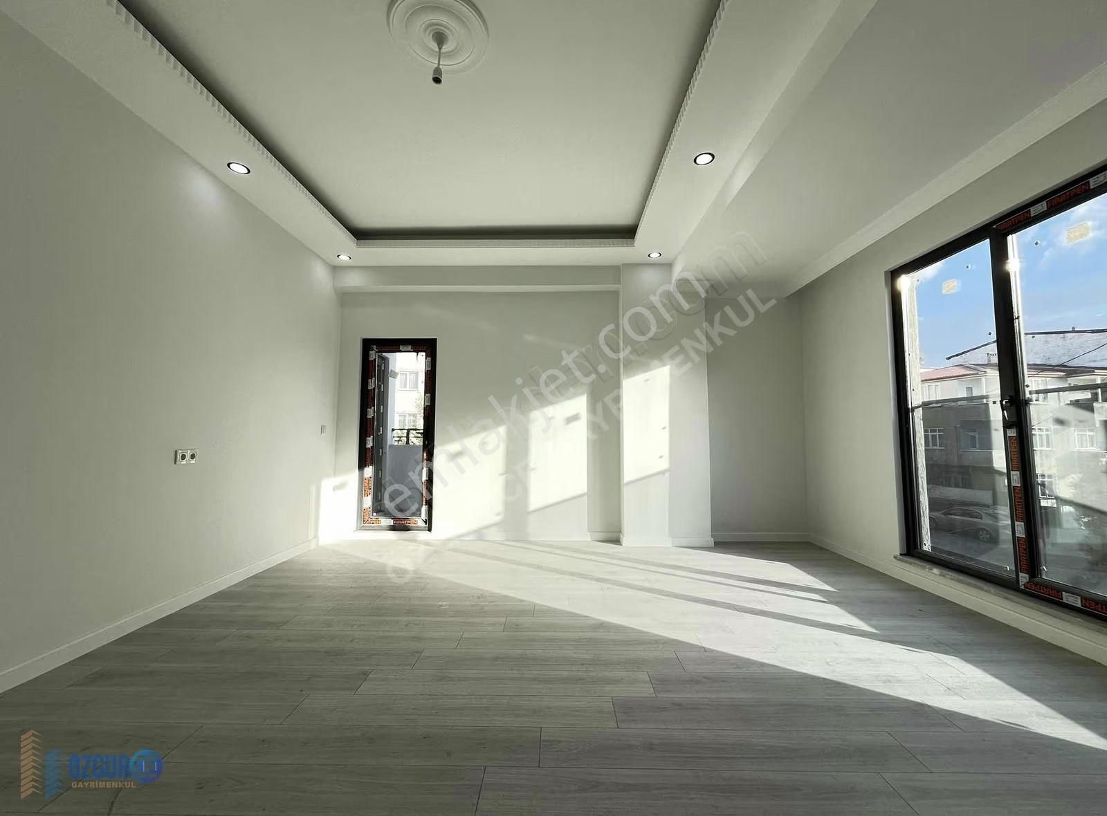 Özgürce Gyd'den Darıca Marmaraya Yakın 3+1 Asansörlü Ara Kat - Görsel 10