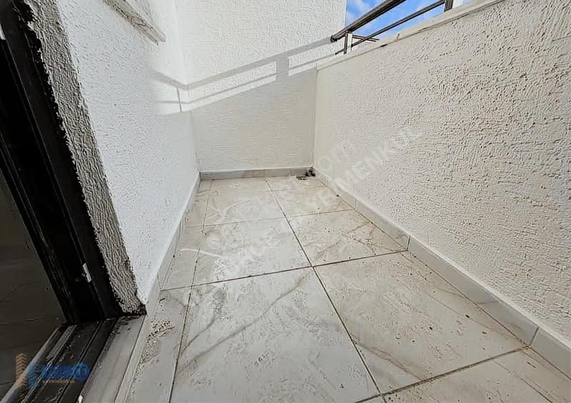 Özgürce Gyd'den Darıca Marmaraya Yakın 3+1 Asansörlü Ara Kat - Görsel 3