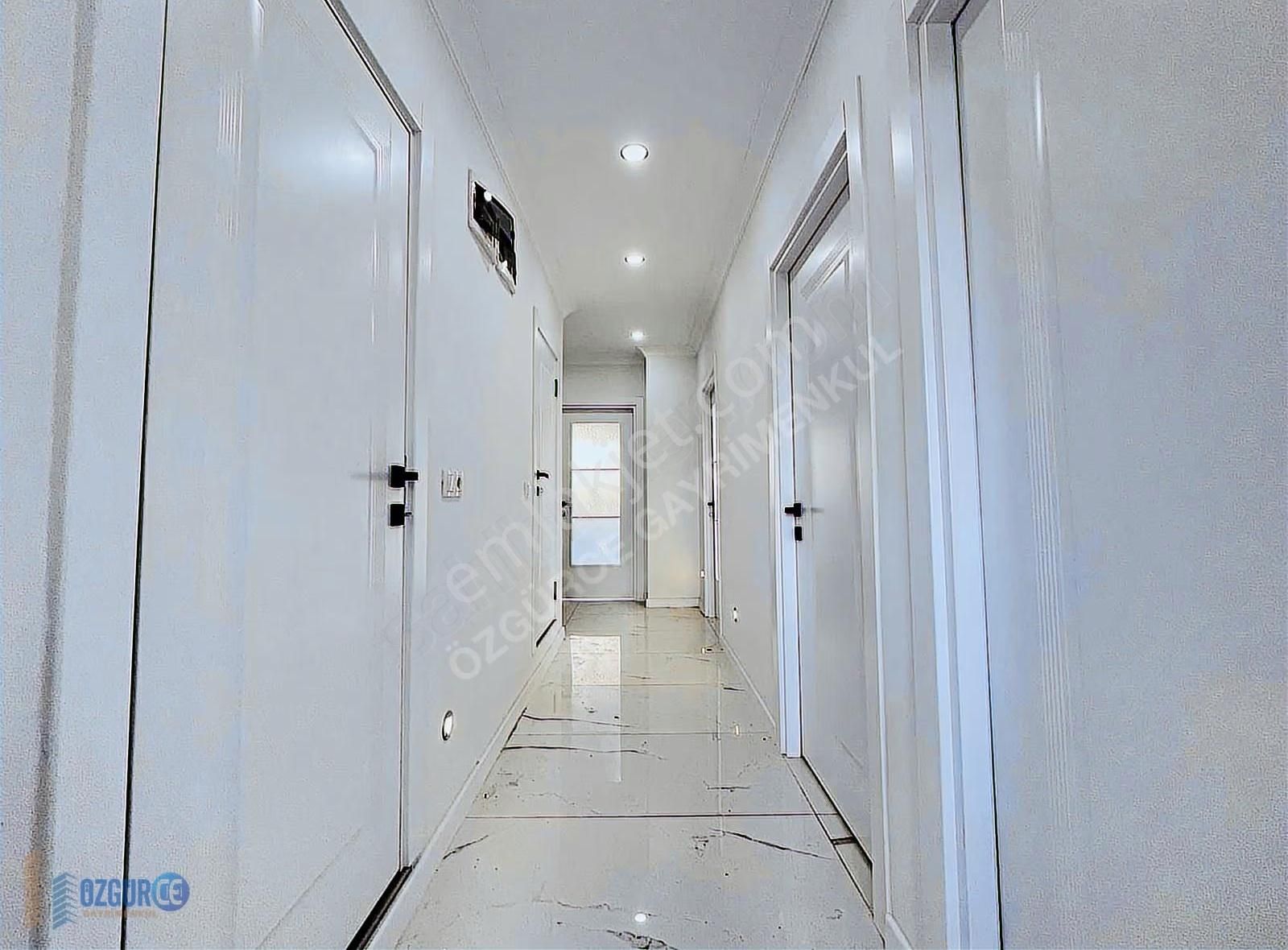 Özgürce Gyd'den Darıca Marmaraya Yakın 3+1 Asansörlü Ara Kat - Görsel 11