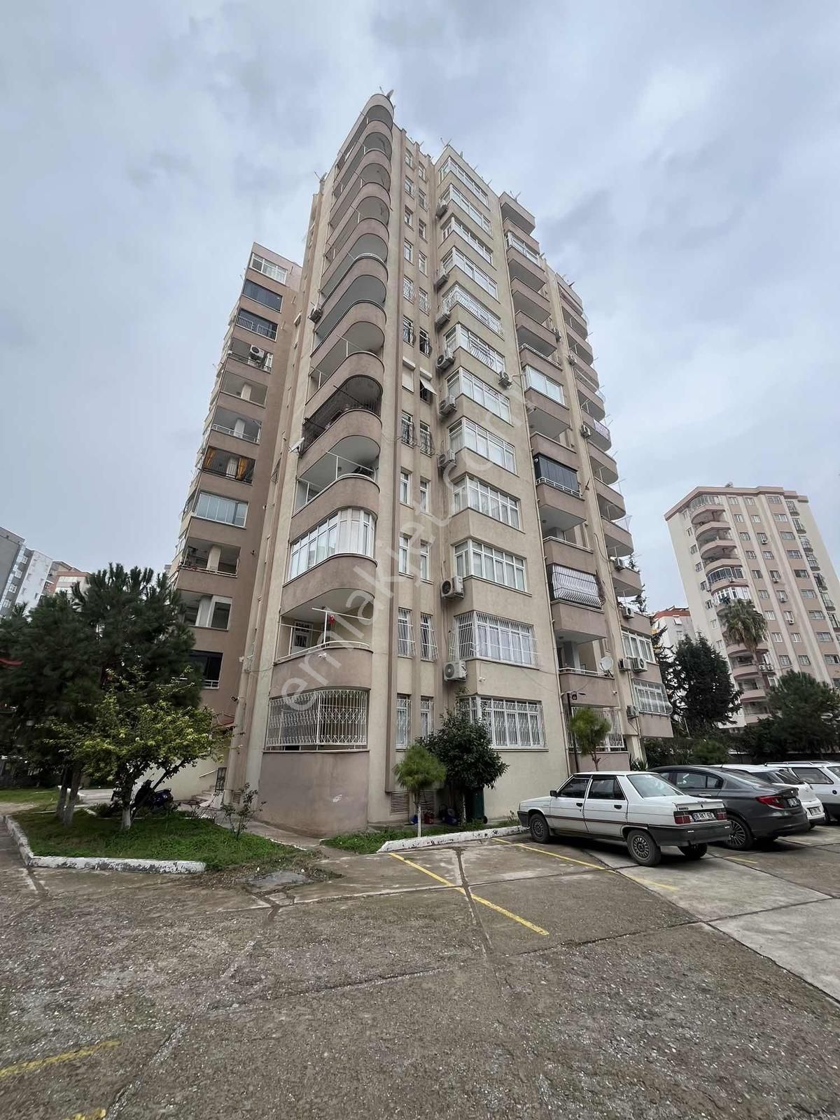 Mavi Bulvar Şehitler Parkı Civarı Kombili Cepheleri Açık Daire - Görsel 1