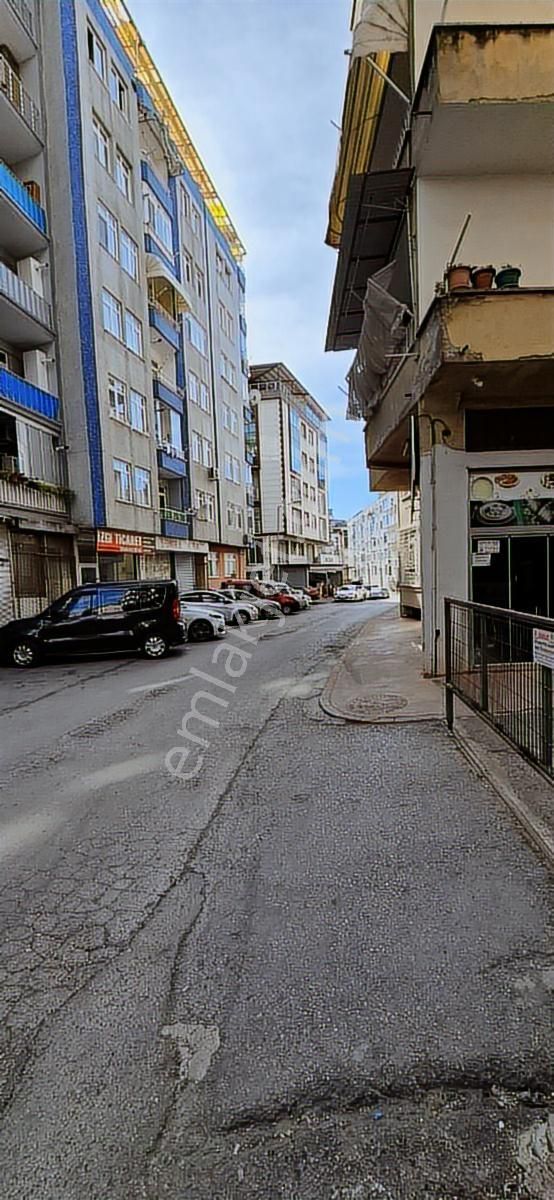 Muhammet'acil Satılık Gençlik Parkında 2.bulvara Cephe Geniş 2+1 - Görsel 2