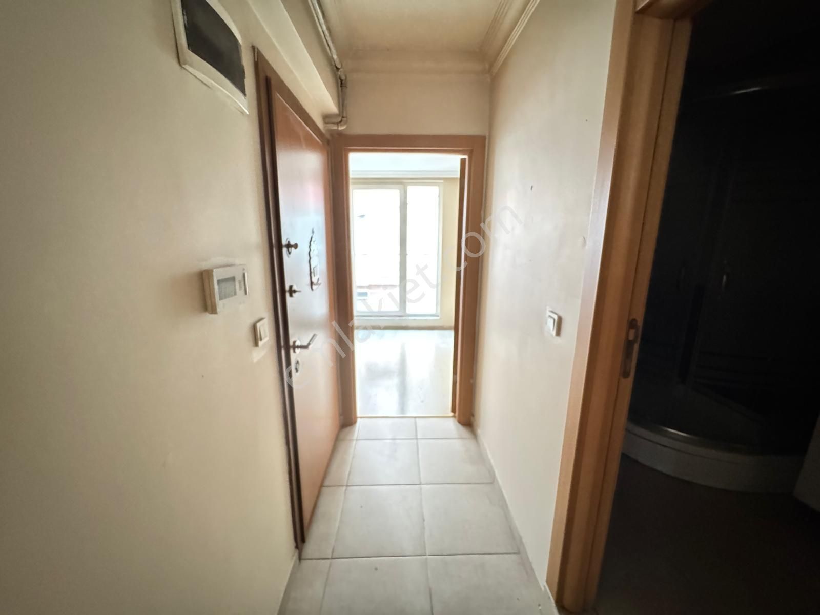 Gaziosmanpaşa Kaymakanlık Yanı Eşyalı Kiralık 1+1 Daire - Görsel 2