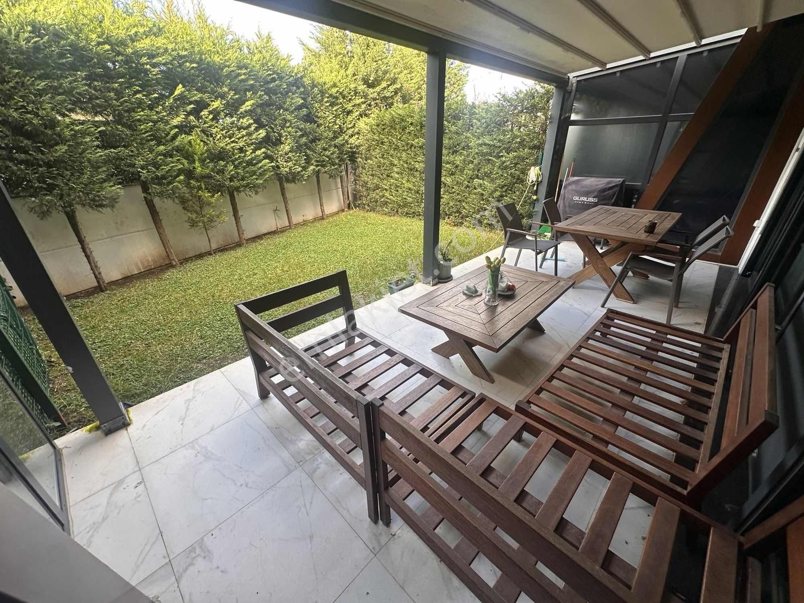 Tamiş'den Tuzla Marina'da Butik Sitede 6+1 Kiralık Villa - Görsel 3