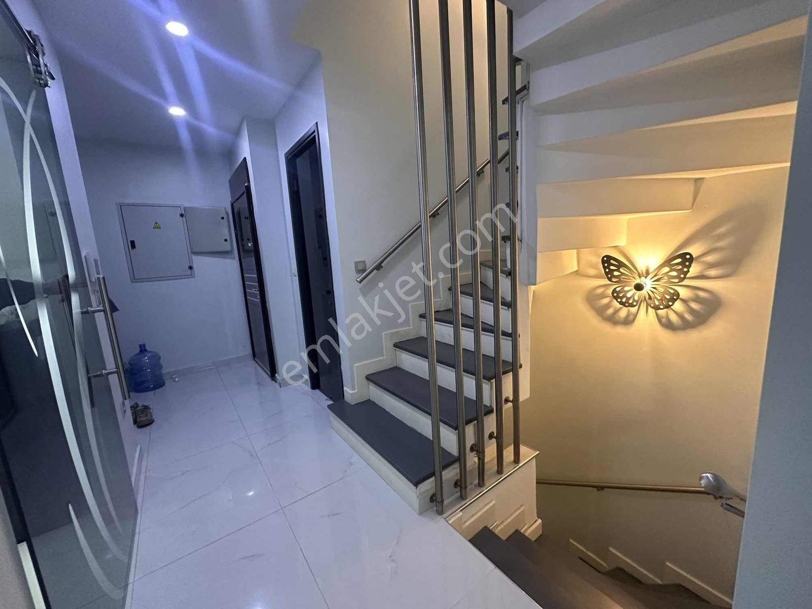 Tamiş'den Tuzla Marina'da Butik Sitede 6+1 Kiralık Villa - Görsel 22