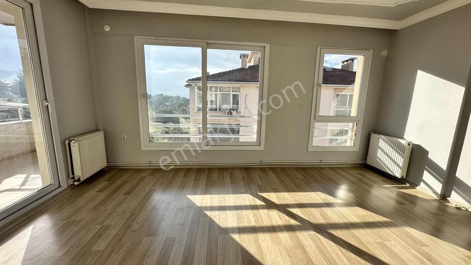 Turyap'tan Site İçi İnönü Mah.de 3+1 Bakımlı Kiralık Daire - Görsel 14