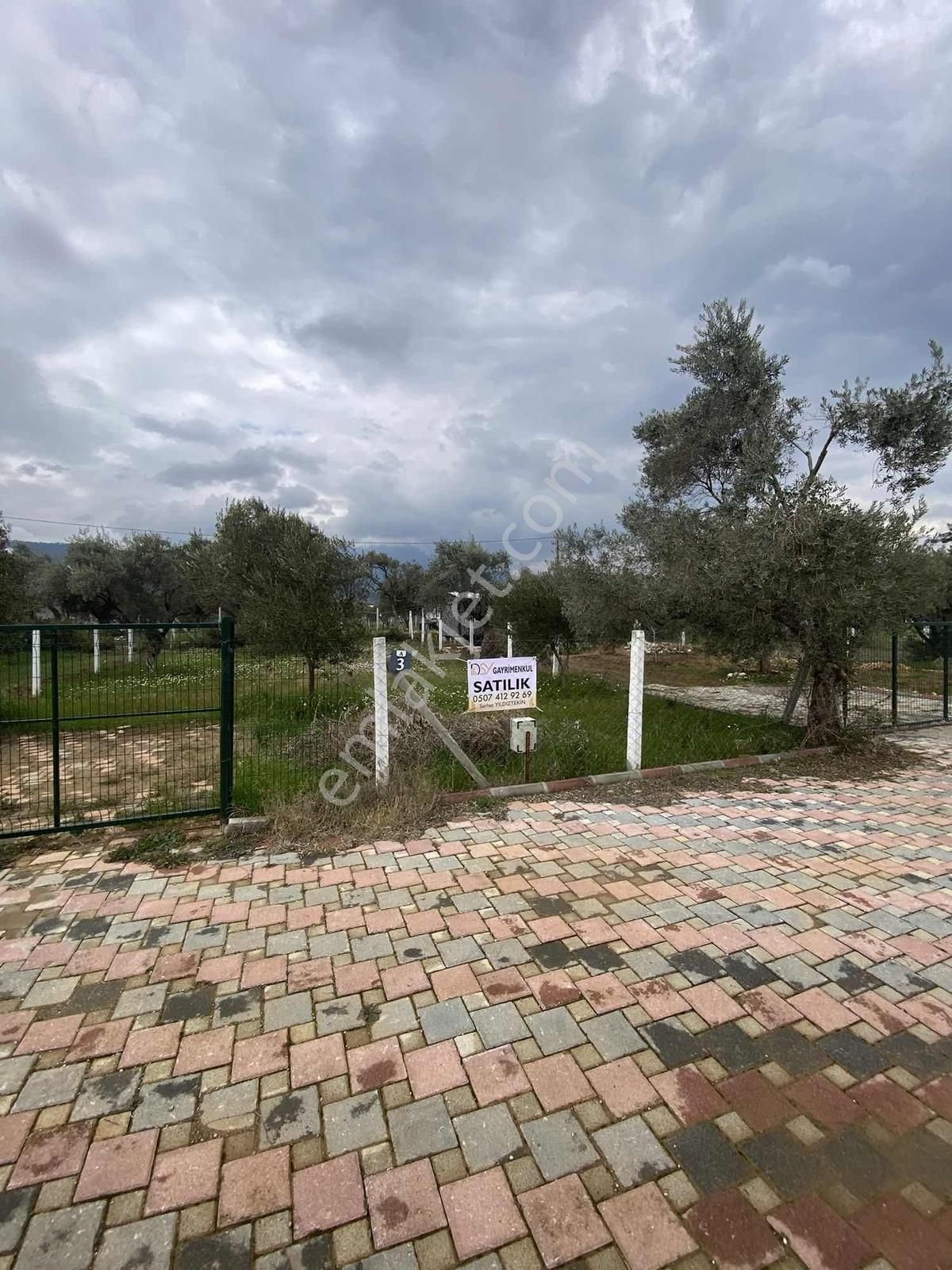 Torbalı Dağkızılca Köyünde Satılık 350m2 Resmi Tapulu Bahçe - Görsel 6