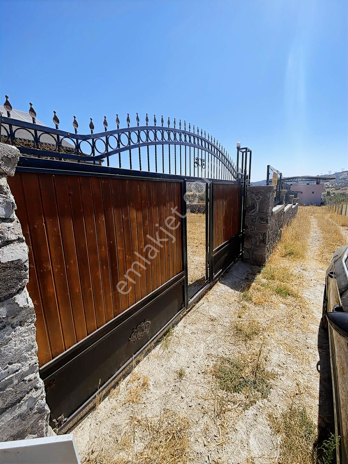 Buca Kırıklar Köyünde Satılık Lüks Loft Taş Ev Ve Arsası - Görsel 5