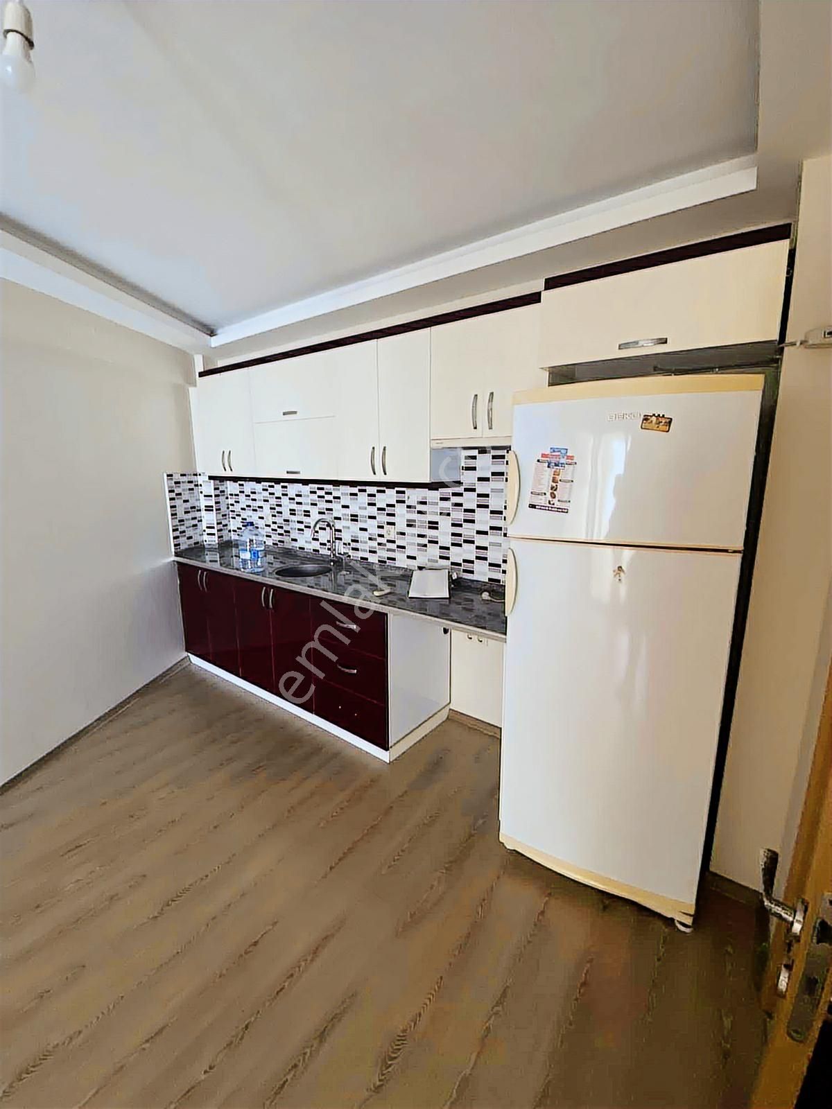 Adatepe Mahallesinde Kiralık 1+1 Arakat Klimalı Balkonlu Yeni Ev