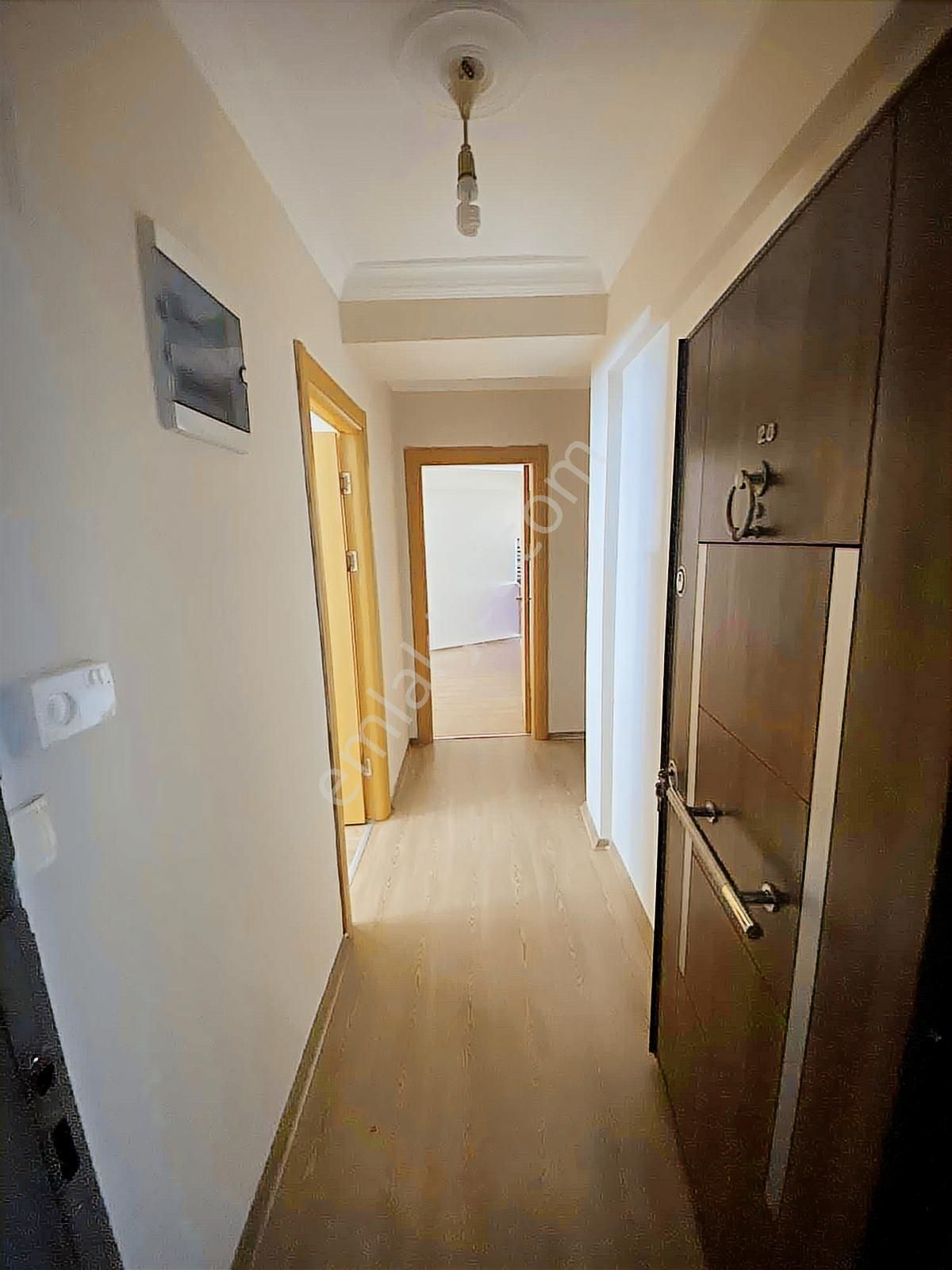 Adatepe Mahallesinde Kiralık 1+1 Arakat Klimalı Balkonlu Yeni Ev - Görsel 23