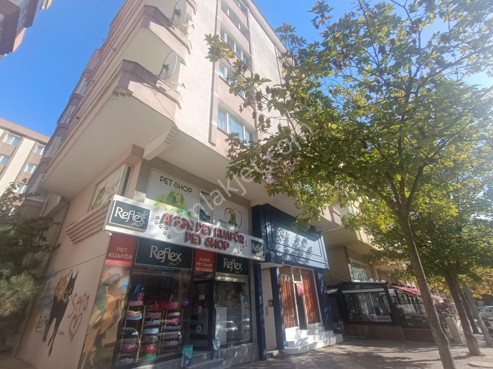 Muhittin Mah Eski Salıpazarı Caddesi Üstünde 150m2satılık Dükkan - Görsel 10