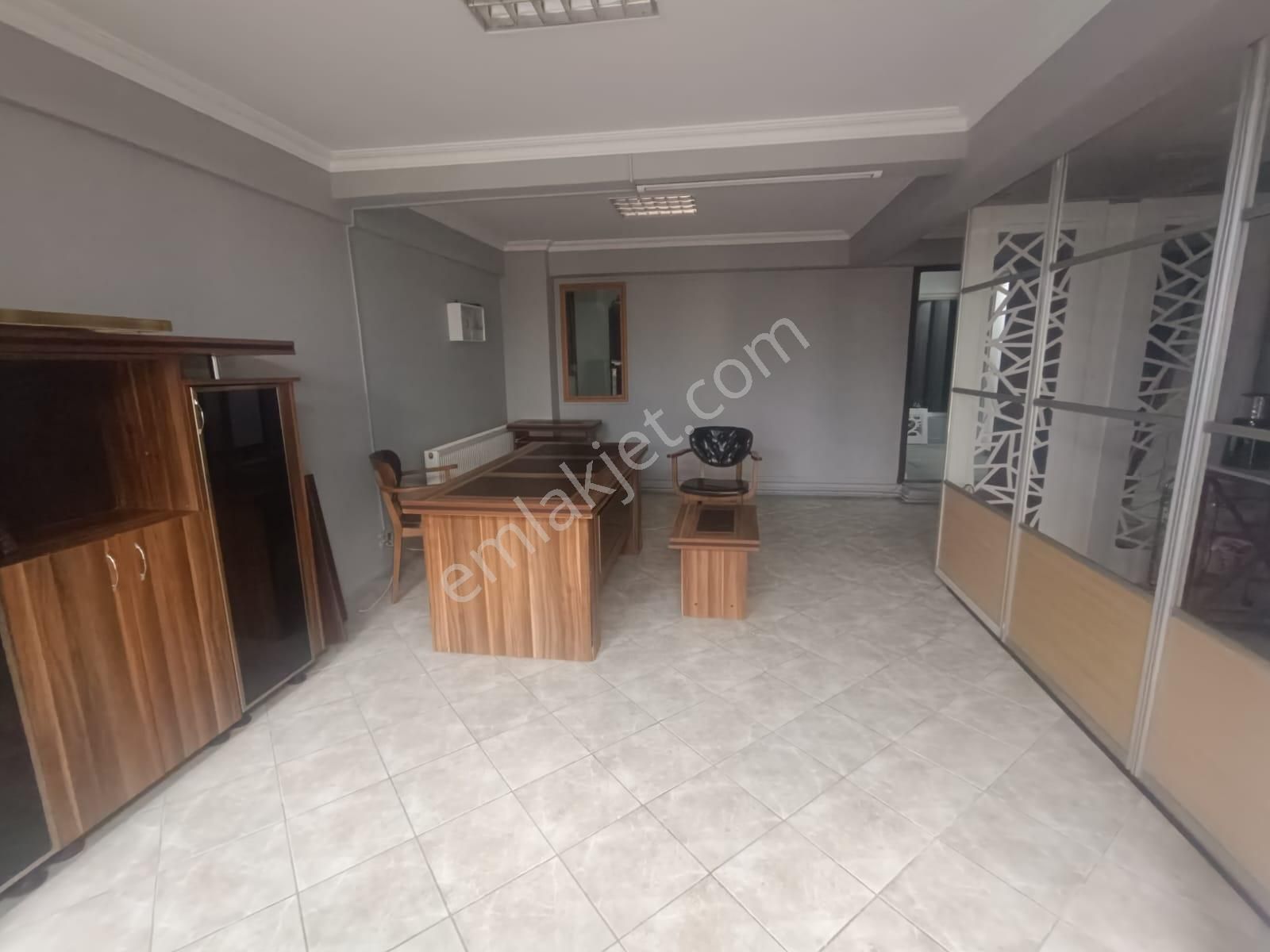 Muhittin Mah Eski Salıpazarı Caddesi Üstünde 150m2satılık Dükkan - Görsel 19