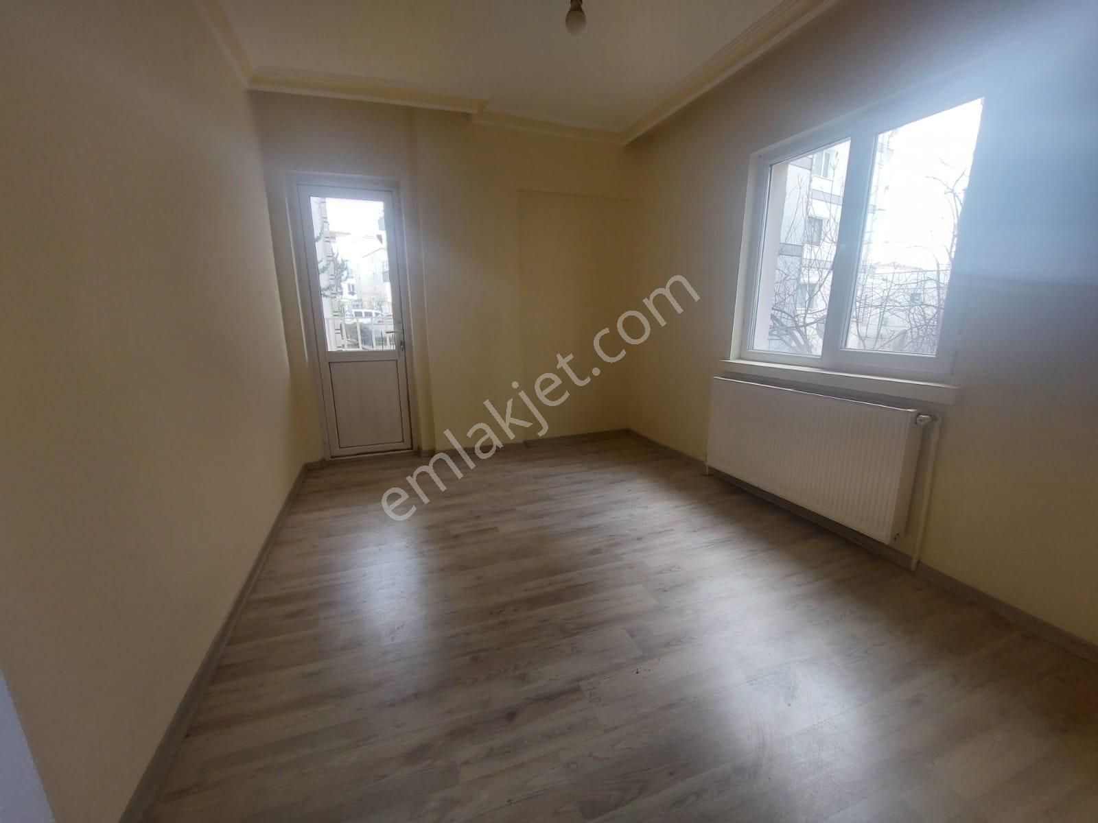 Plevne Mah Satılık Düz Giriş 3+1 Yapılı Daire - Görsel 12