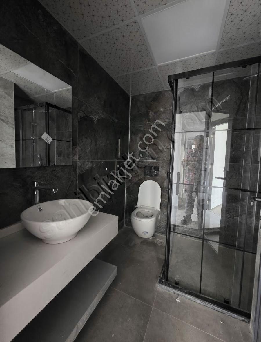 Avcılar Şükrübey Caddesinde 2+1 Metrobüse 1 Dk Sıfır Bina. - Görsel 2