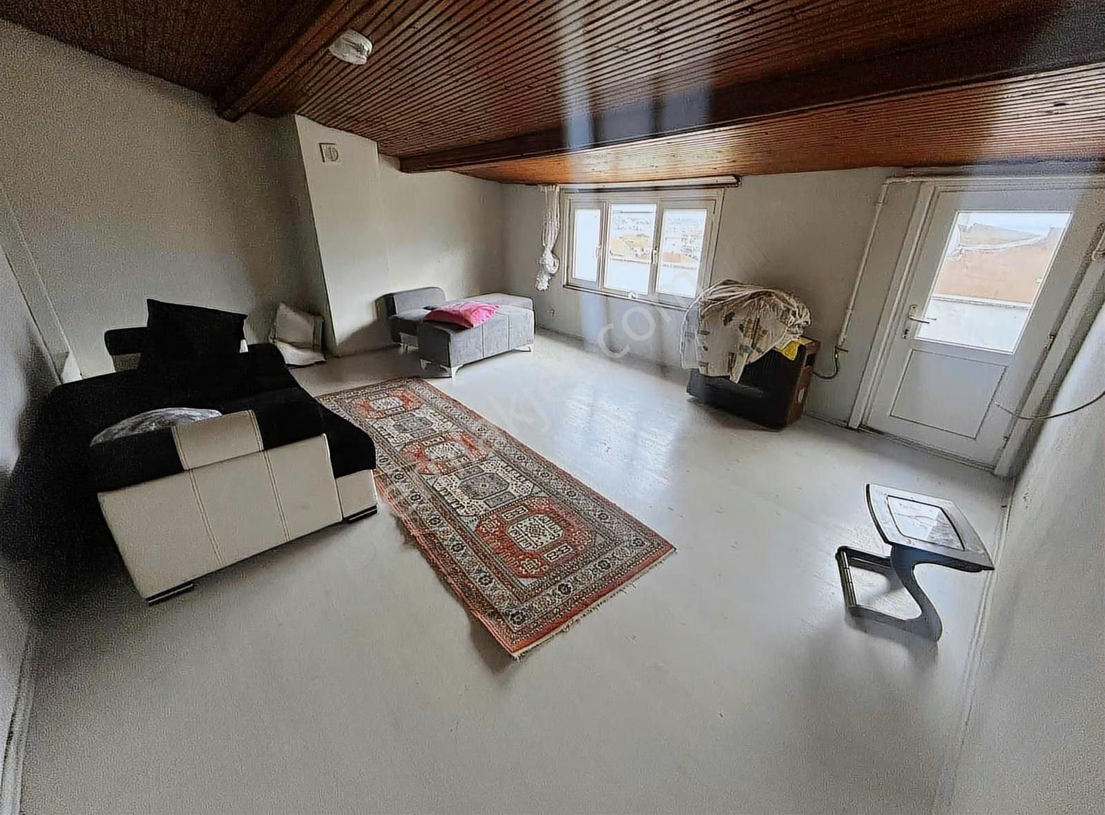 Erdoğan Emlaktan Kiralık Çatı Katı Büyük Manzaralı