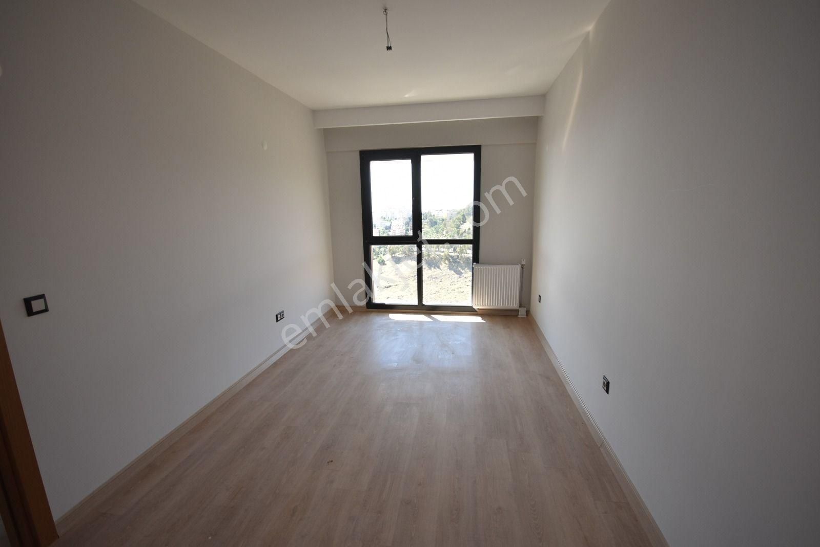 Park Yaşam Santorini'de Kiralık Ayrı Mutfaklı Büyük 2+1 Daire - Görsel 22