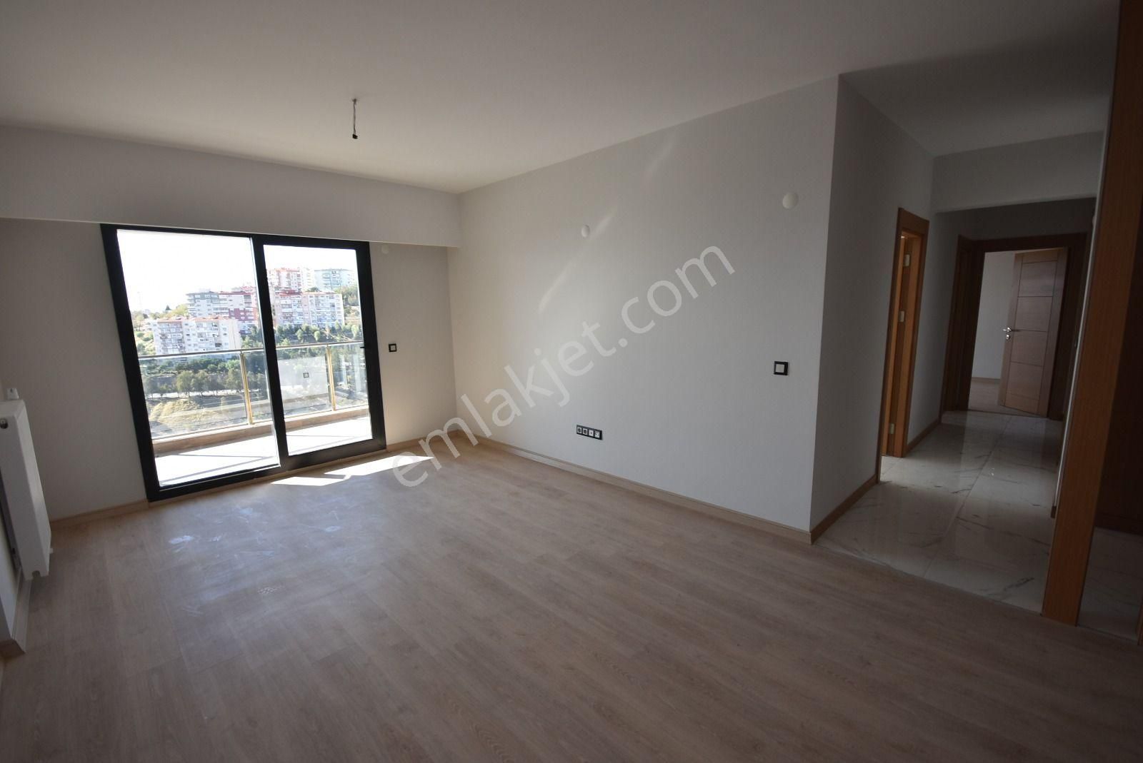 Park Yaşam Santorini'de Kiralık Ayrı Mutfaklı Büyük 2+1 Daire - Görsel 9