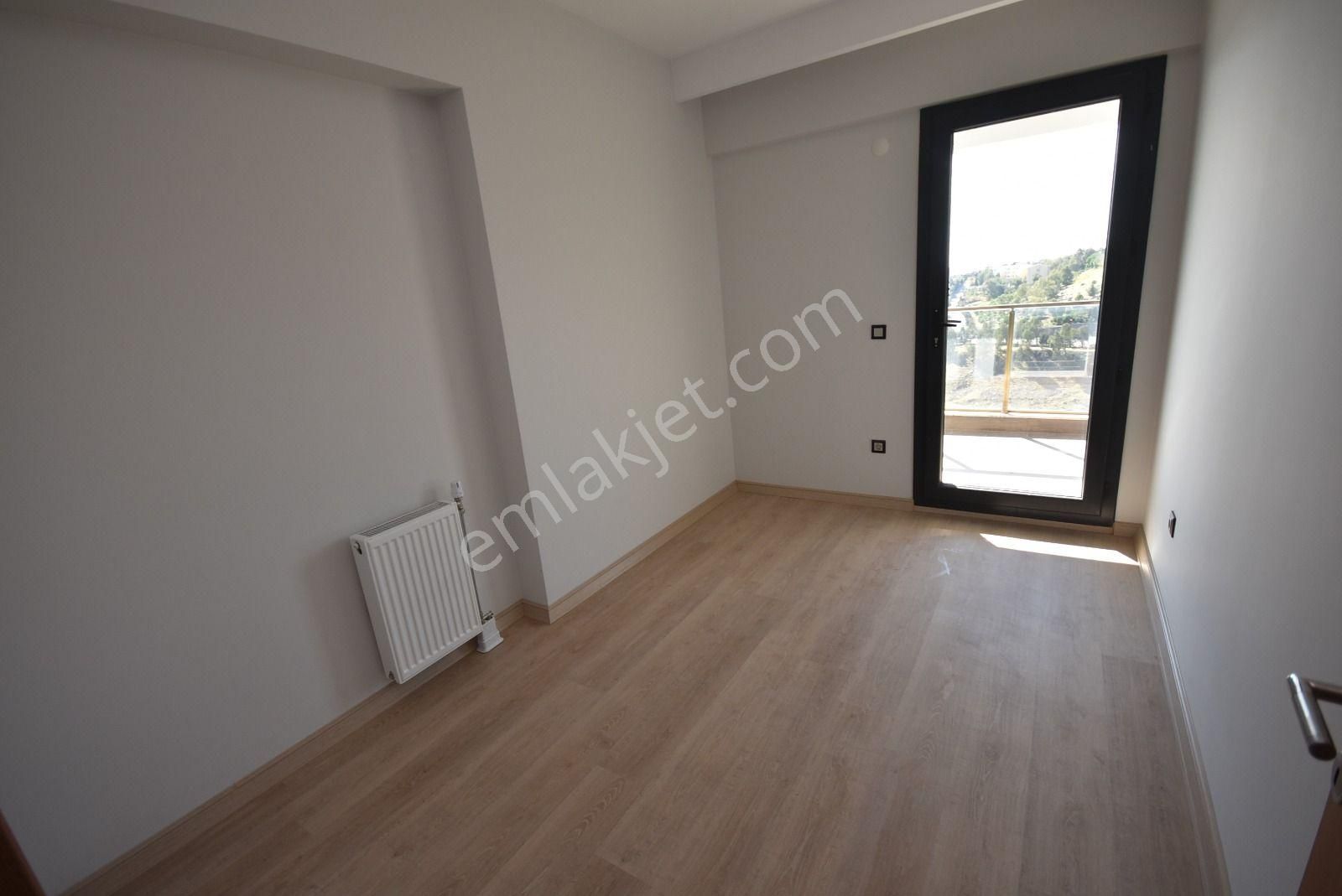 Park Yaşam Santorini'de Kiralık Ayrı Mutfaklı Büyük 2+1 Daire - Görsel 16