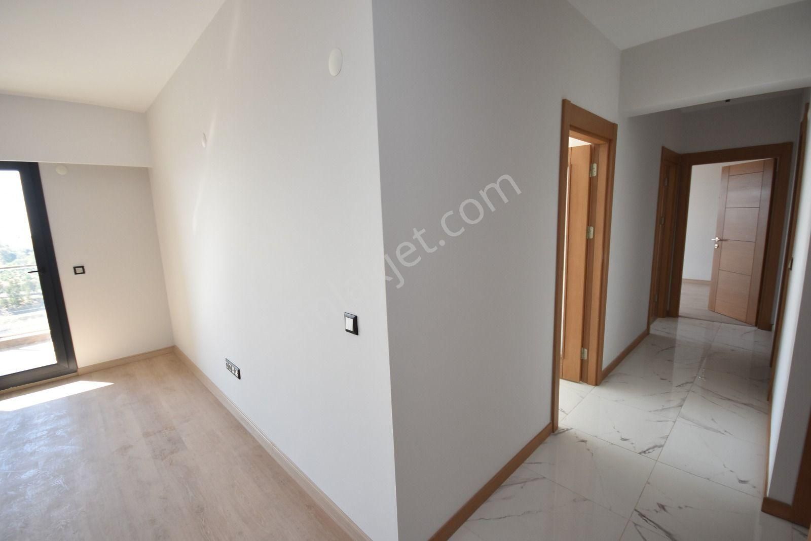 Park Yaşam Santorini'de Kiralık Ayrı Mutfaklı Büyük 2+1 Daire - Görsel 6