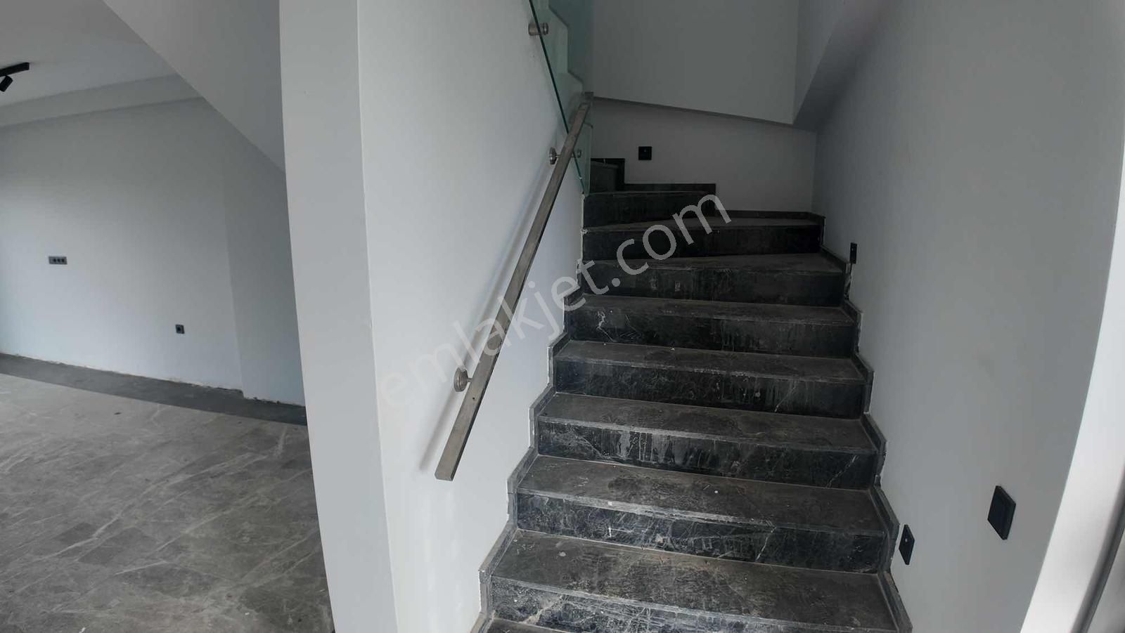 Kemalpaşada Değerlenen Bölgede, Müstakil Dubleks Villa - Görsel 25