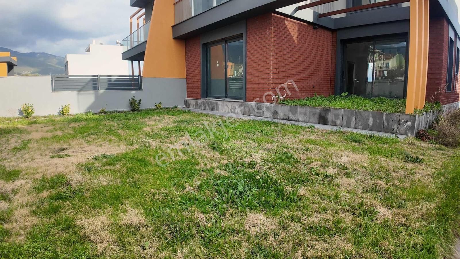 Kemalpaşada Değerlenen Bölgede, Müstakil Dubleks Villa - Görsel 32