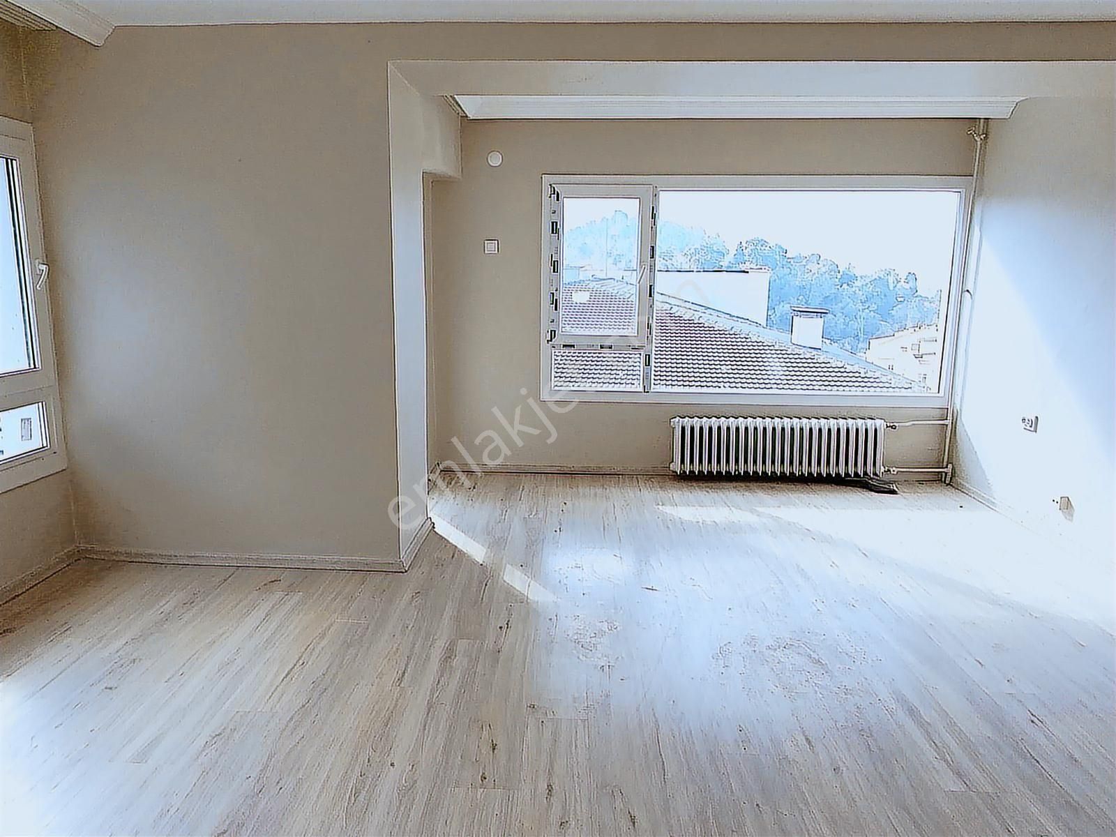 Simge'den İzmir Türk Koleji Sokağında Cad.paraleli Deniz Manzara - Görsel 10