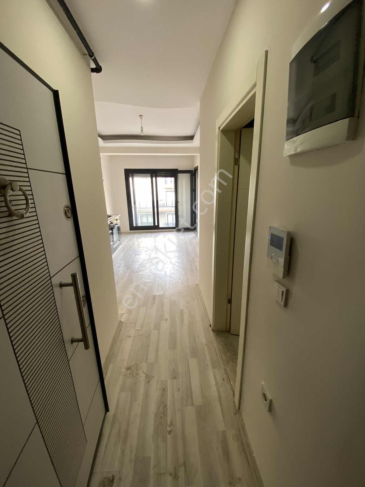 Adatepe Mahallesinde Kiralık 1+1 Doğalgazlı Arakat Yeni Ev - Görsel 13