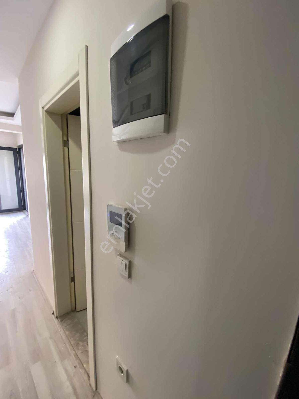 Adatepe Mahallesinde Kiralık 1+1 Doğalgazlı Arakat Yeni Ev - Görsel 20