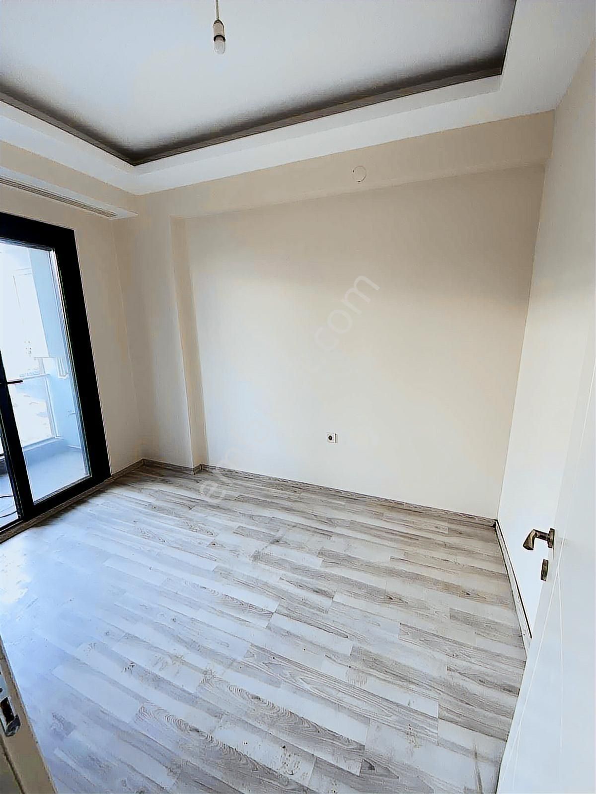 Adatepe Mahallesinde Kiralık 1+1 Doğalgazlı Arakat Yeni Ev - Görsel 9