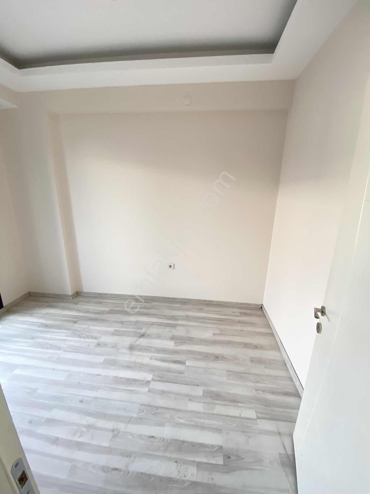 Adatepe Mahallesinde Kiralık 1+1 Doğalgazlı Arakat Yeni Ev - Görsel 24