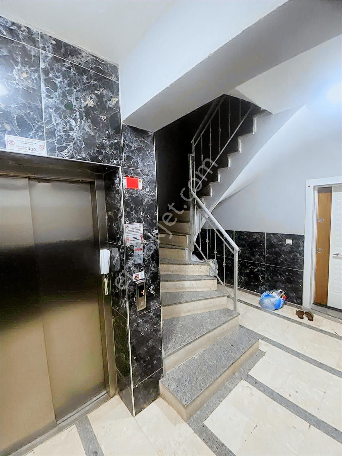 Buca Adatepede Satılık 2+1 Doğalgazlı Kendine Ait Bahçeli Ev - Görsel 15